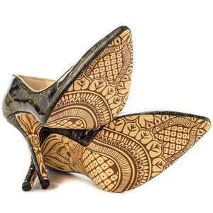 NWOT Taylor Says Hena Heels